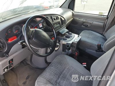 Zdjęcie 8 z 13 samochodu: 2002 FORD ECONOLINE E350 SUPER DUTY VAN VIN:1FTSE34S72HA18698 - miniatura