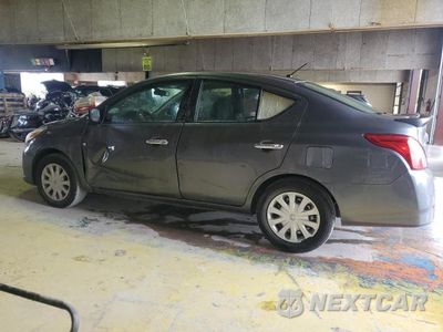 Drugie zdjęcie samochodu z przodu: 2019 NISSAN VERSA S VIN:3N1CN7AP9KL863021 - miniatura