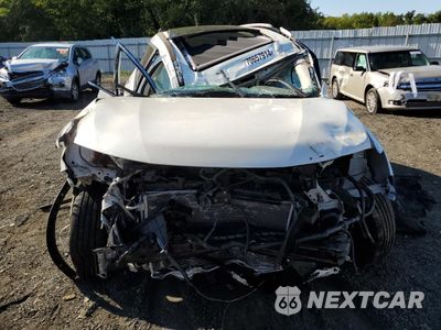 Piąte zdjęcie samochodu w środku: 2016 NISSAN ROGUE S VIN:5N1AT2MV0GC730086 - miniatura