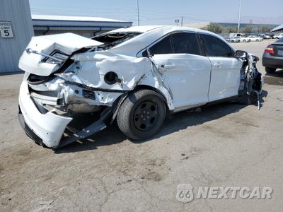 Trzecie zdjęcie samochodu z tyłu: 2017 FORD TAURUS POLICE INTERCEPTOR VIN:1FAHP2L86HG105968 - miniatura