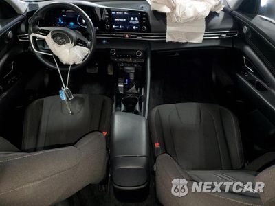 Zdjęcie 8 z 12 samochodu: 2021 HYUNDAI ELANTRA SEL VIN:5NPLS4AG8MH000492 - miniatura