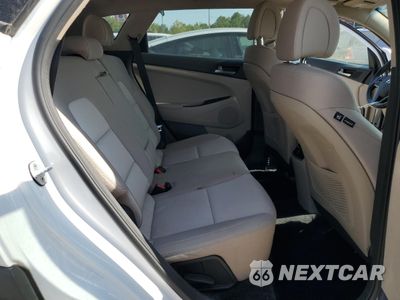 Zdjęcie 11 z 13 samochodu: 2018 HYUNDAI TUCSON VALUE VIN:KM8J3CA21JU801250 - miniatura