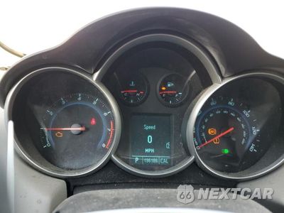 Zdjęcie 9 z 12 samochodu: 2011 CHEVROLET CRUZE LS VIN:1G1PC5SH2B7250056 - miniatura