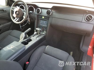Zdjęcie 8 z 14 samochodu: 2005 FORD MUSTANG VIN:1ZVFT80N455206893 - miniatura