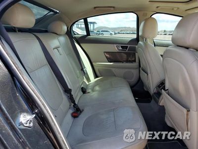 Zdjęcie 19 z 24 samochodu: 2009 JAGUAR XF SUPERCHARGED VIN:SAJWA07C991R35274 - miniatura