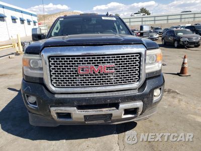 Piąte zdjęcie samochodu w środku: 2016 GMC SIERRA K3500 DENALI VIN:1GT42YE87GF202818 - miniatura