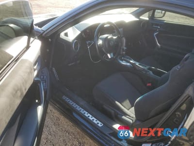 Zdjęcie 8 z 12 samochodu: 2017 TOYOTA 86 BASE VIN:JF1ZNAA1XH8706921 - miniatura