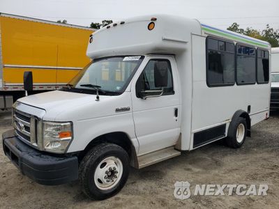 2017 FORD ECONOLINE E350 SUPER DUTY CUTAWAY VAN 1FDEE3FS1HDC22113 - główne zdjęcie licytacji z USA - miniatura