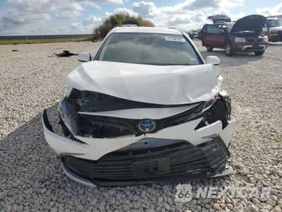 Piąte zdjęcie samochodu w środku: 2024 TOYOTA CAMRY LE VIN:4T1C11AK0RU919224 - miniatura