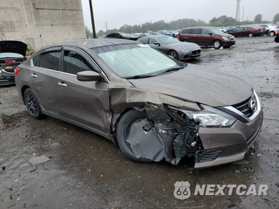 Czwarte zdjęcie samochodu z boku: 2016 NISSAN ALTIMA 2.5 VIN:1N4AL3AP2GN332467 - miniatura