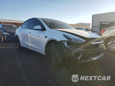 Czwarte zdjęcie samochodu z boku: 2024 TESLA MODEL Y VIN:7SAYGDEE4RF158417 - miniatura
