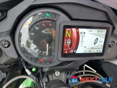 Zdjęcie 7 z 10 samochodu: 2018 KAWASAKI ZX1002 B VIN:JKBZXVB1XJA000451 - miniatura