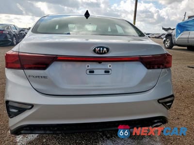 Zdjęcie 6 z 13 samochodu: 2021 KIA FORTE FE VIN:3KPF24AD9ME363374 - miniatura