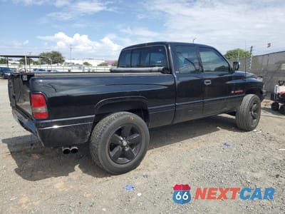 Trzecie zdjęcie samochodu z tyłu: 1995 DODGE RAM 1500 VIN:3B7HC13ZXSM188374 - miniatura