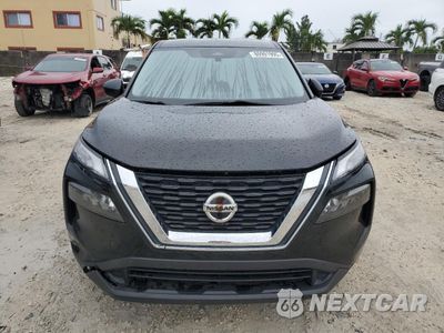 Piąte zdjęcie samochodu w środku: 2021 NISSAN ROGUE S VIN:JN8AT3AA8MW015082 - miniatura