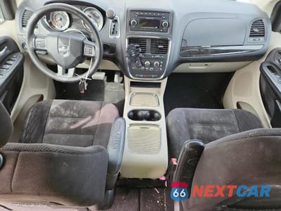 Zdjęcie 8 z 13 samochodu: 2014 DODGE GRAND CARAVAN SXT VIN:2C4RDGCG2ER205426 - miniatura