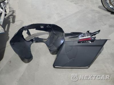 Zdjęcie 8 z 9 samochodu: 2015 HARLEY-DAVIDSON FLTRX VIN:1HD1KHM16FB641102 - miniatura