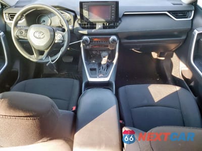 Zdjęcie 8 z 12 samochodu: 2019 TOYOTA RAV4 LE VIN:2T3H1RFV4KW042533 - miniatura
