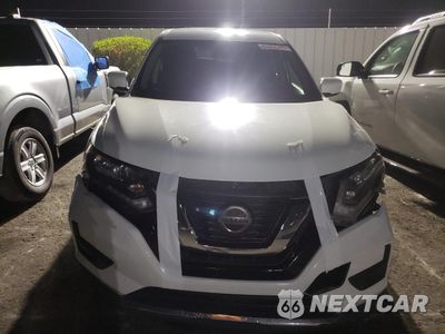 Piąte zdjęcie samochodu w środku: 2018 NISSAN ROGUE S VIN:KNMAT2MT8JP526474 - miniatura
