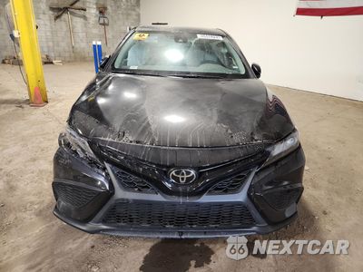 Piąte zdjęcie samochodu w środku: 2023 TOYOTA CAMRY SE NIGHT SHADE VIN:4T1T11AKXPU833514 - miniatura