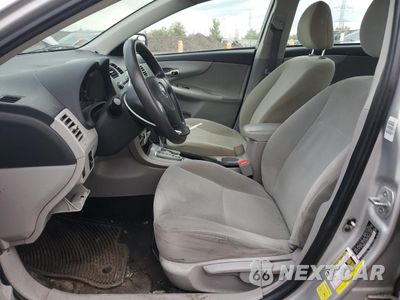 Zdjęcie 7 z 12 samochodu: 2011 TOYOTA COROLLA BASE VIN:2T1BU4EE8BC610262 - miniatura