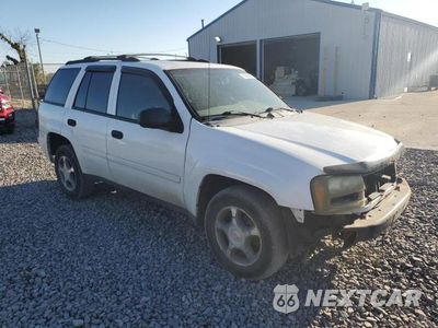 Czwarte zdjęcie samochodu z boku: 2007 CHEVROLET TRAILBLAZER LS VIN:1GNDT13S572240968 - miniatura