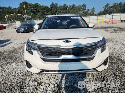 Piąte zdjęcie samochodu w środku: 2021 KIA SELTOS S VIN:KNDEU2AA0M7160941 - miniatura