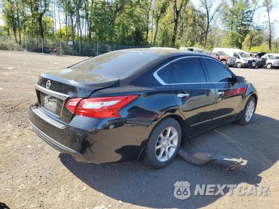 Trzecie zdjęcie samochodu z tyłu: 2017 NISSAN ALTIMA 2.5 VIN:1N4AL3APXHC209223 - miniatura