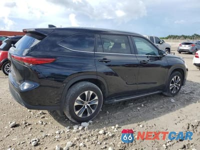 Trzecie zdjęcie samochodu z tyłu: 2023 TOYOTA HIGHLANDER L VIN:5TDKDRBHXPS026701 - miniatura