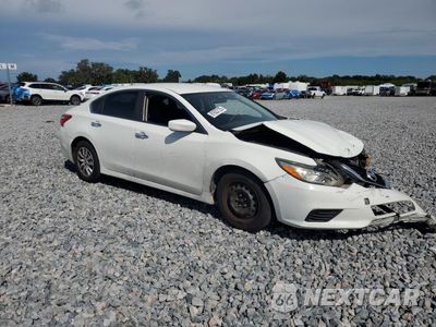 Czwarte zdjęcie samochodu z boku: 2016 NISSAN ALTIMA 2.5 VIN:1N4AL3AP7GC255896 - miniatura