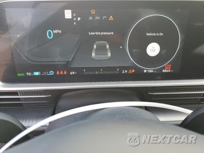 Zdjęcie 9 z 12 samochodu: 2023 HYUNDAI IONIQ 6 SEL VIN:KMHM34AC5PA040888 - miniatura