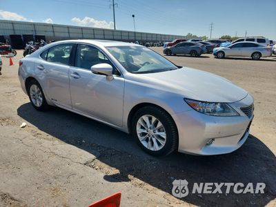 Czwarte zdjęcie samochodu z boku: 2014 LEXUS ES 300H VIN:JTHBW1GG2E2051154 - miniatura