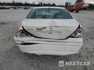 Zdjęcie 6 z 12 samochodu: 2005 MERCEDES-BENZ C 240 VIN:WDBRF61J35F580329 - miniatura