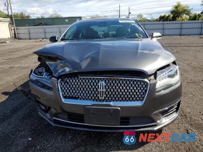 Piąte zdjęcie samochodu w środku: 2018 LINCOLN MKZ RESERVE VIN:3LN6L5FC0JR607772 - miniatura
