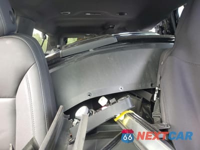 Zdjęcie 10 z 15 samochodu: 2024 CHEVROLET SUBURBAN K1500 LT VIN:1GNSKCKD4RR116483 - miniatura