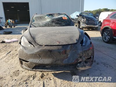 Piąte zdjęcie samochodu w środku: 2023 TESLA MODEL Y VIN:7SAYGDEF8PF835958 - miniatura