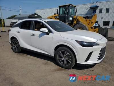 Czwarte zdjęcie samochodu z boku: 2023 LEXUS RX 350H BASE VIN:2T2BBMCA0PC002941 - miniatura
