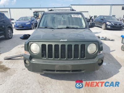 Piąte zdjęcie samochodu w środku: 2007 JEEP PATRIOT SPORT VIN:1J8FT28W37D238927 - miniatura