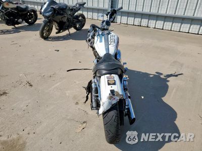 Czwarte zdjęcie samochodu z boku: 2004 HARLEY-DAVIDSON XL1200 C VIN:1HD1CGP184K448238 - miniatura