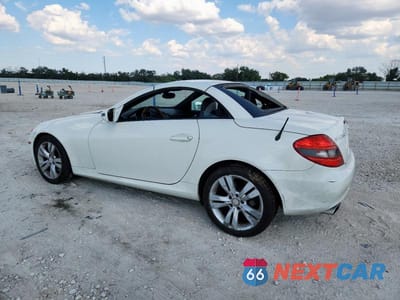 Drugie zdjęcie samochodu z przodu: 2009 MERCEDES-BENZ SLK 350 VIN:WDBWK58F19F190636 - miniatura