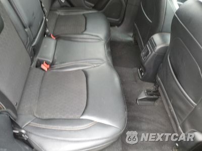 Zdjęcie 11 z 17 samochodu: 2018 JEEP COMPASS LATITUDE VIN:3C4NJDBB9JT251810 - miniatura