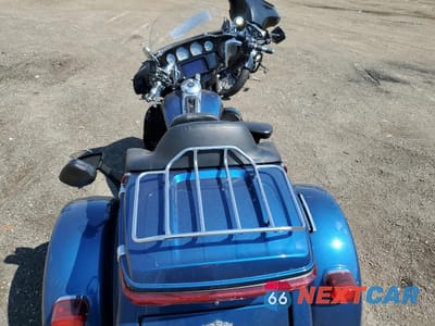 Zdjęcie 6 z 9 samochodu: 2018 HARLEY-DAVIDSON FLHTCUTG 115TH ANNIVERSARY TRI GLIDE ULTRA VIN:1HD1MDD1XJB854825 - miniatura