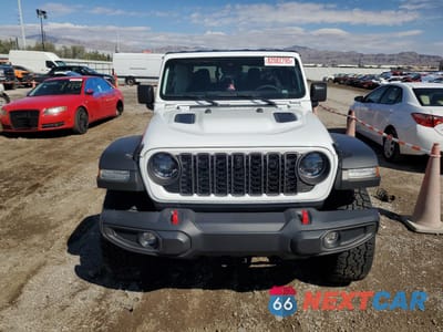 Piąte zdjęcie samochodu w środku: 2024 JEEP GLADIATOR RUBICON VIN:1C6JJTBG1RL113701 - miniatura