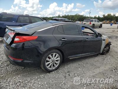 Trzecie zdjęcie samochodu z tyłu: 2013 KIA OPTIMA SX VIN:5XXGR4A66DG110490 - miniatura