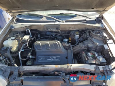 Zdjęcie 11 z 12 samochodu: 2001 FORD ESCAPE XLT VIN:1FMCU04121KB60354 - miniatura