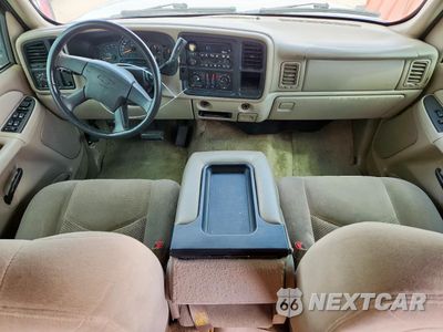 Zdjęcie 8 z 13 samochodu: 2003 CHEVROLET SUBURBAN C1500 VIN:3GNEC16Z53G257882 - miniatura