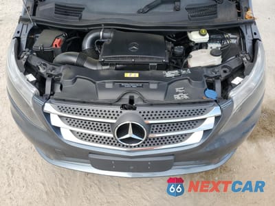 Zdjęcie 12 z 15 samochodu: 2016 MERCEDES-BENZ METRIS VIN:WD4PG2EEXG3181083 - miniatura