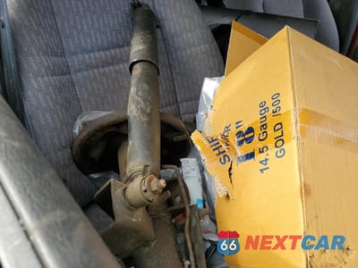 Zdjęcie 13 z 15 samochodu: 1998 JEEP CHEROKEE SPORT VIN:1J4FJ68S8WL214252 - miniatura