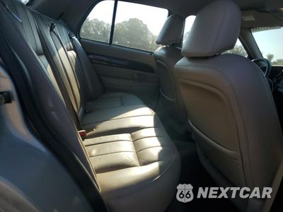Zdjęcie 10 z 14 samochodu: 2004 MERCURY GRAND MARQUIS LS VIN:2MEFM75W54X614164 - miniatura