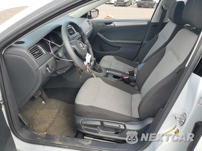 Zdjęcie 7 z 13 samochodu: 2017 VOLKSWAGEN JETTA S VIN:3VW2B7AJ3HM295054 - miniatura